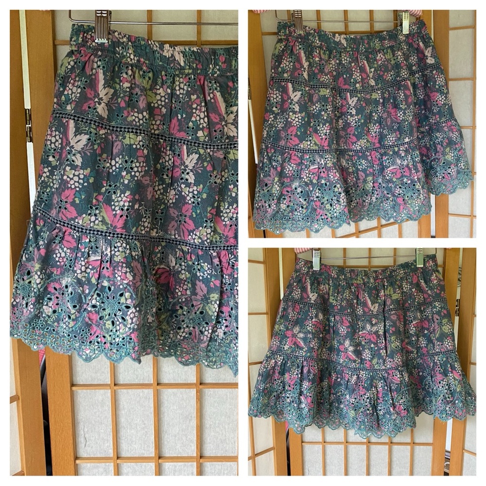 Jennifer & Grace Floral Embroidered Eyelet Mini Skirt SZ M